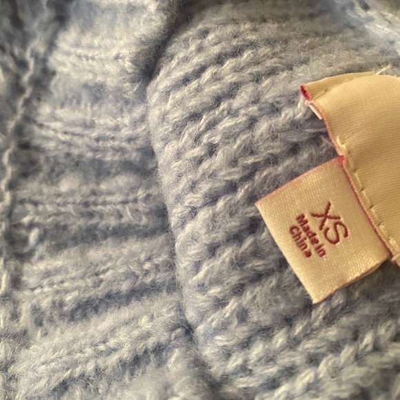 Cropped Sweater - Picture 3 of 3